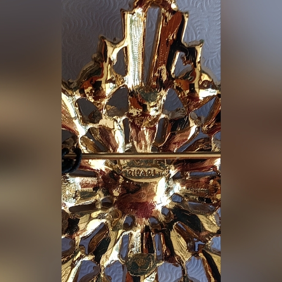 Trifari TM 1989 Jewels Of India Rhinestones Maltese Cross VTG Brooch - Picture 11 of 16